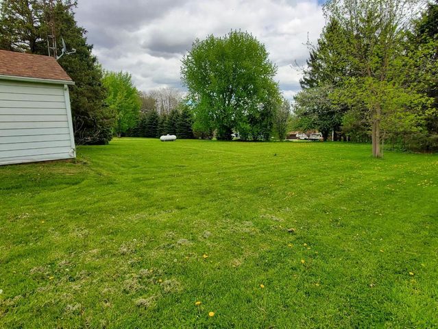 110 Forest Street, Fox Lake, WI 53933