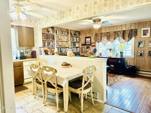 7 Bedford Court, Toms River, NJ 08757