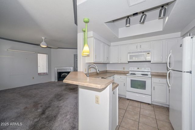 750 E NORTHERN Avenue 1140, Phoenix, AZ 85020