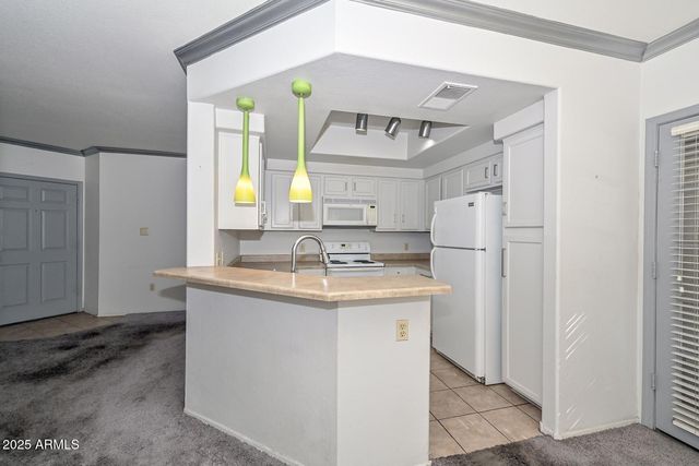 750 E NORTHERN Avenue 1140, Phoenix, AZ 85020