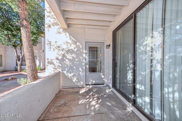 750 E NORTHERN Avenue 1140, Phoenix, AZ 85020