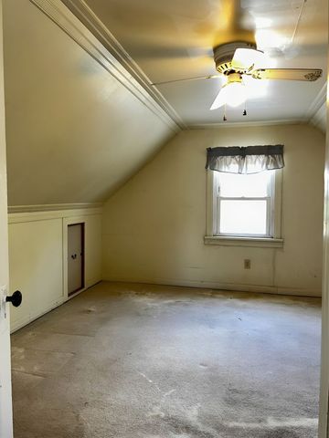 2025 Freeport ROAD, Arnold, PA 15068