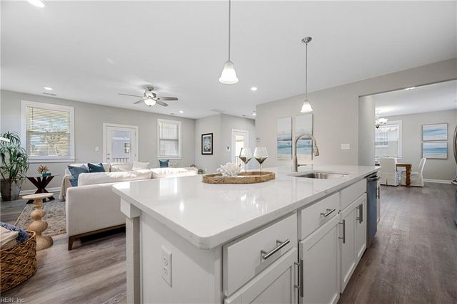 9611 B 14th Bay ST, Norfolk, VA 23518