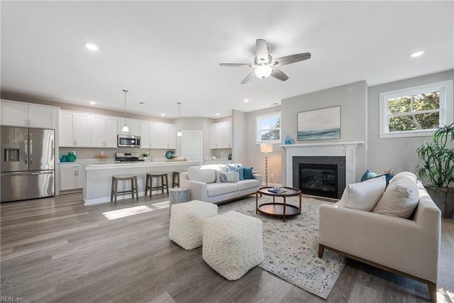 9611 B 14th Bay ST, Norfolk, VA 23518