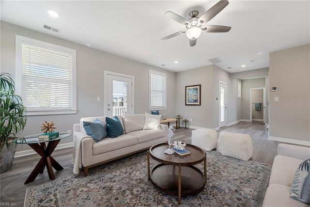 9611 B 14th Bay ST, Norfolk, VA 23518