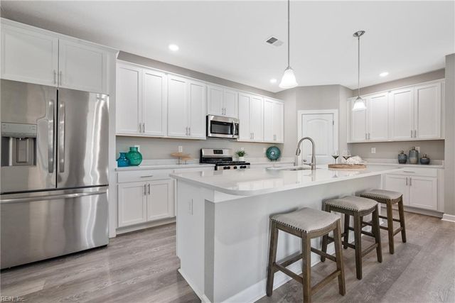 9611 B 14th Bay ST, Norfolk, VA 23518