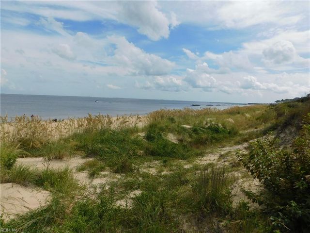 9611 B 14th Bay ST, Norfolk, VA 23518