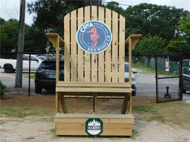 9611 B 14th Bay ST, Norfolk, VA 23518