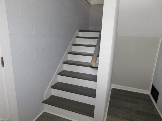 9611 B 14th Bay ST, Norfolk, VA 23518