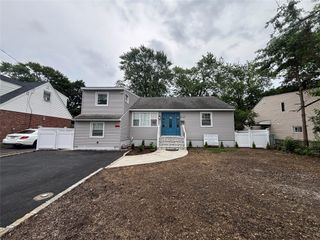 868 Oliver Avenue, Westbury, NY 11590