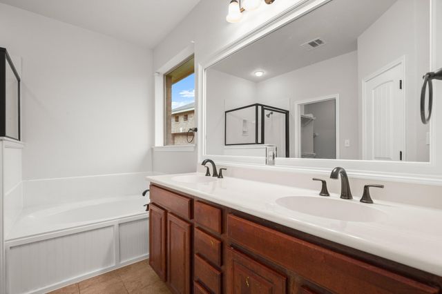 4605 Rolling Water DR, Pflugerville, TX 78660