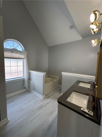 2637 Wonderland CT, Virginia Beach, VA 23456