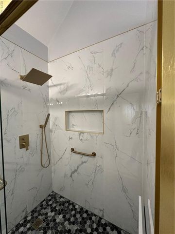 2637 Wonderland CT, Virginia Beach, VA 23456