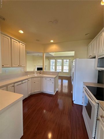 2637 Wonderland CT, Virginia Beach, VA 23456