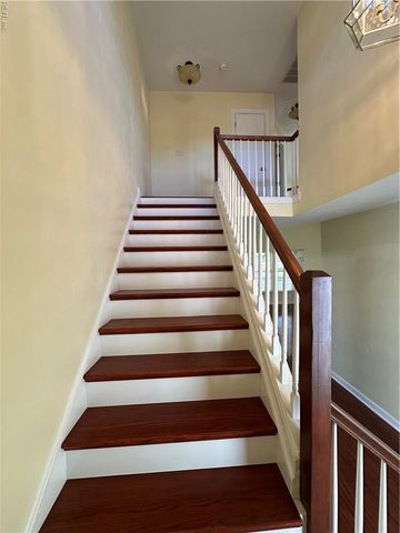 2637 Wonderland CT, Virginia Beach, VA 23456