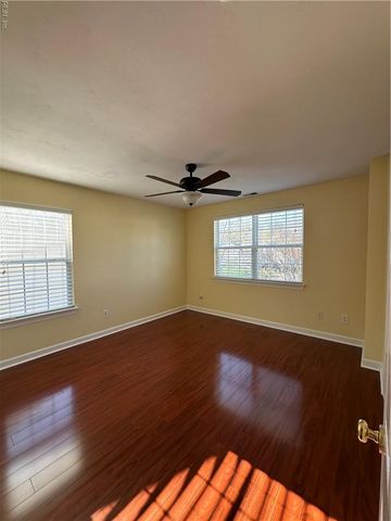 2637 Wonderland CT, Virginia Beach, VA 23456