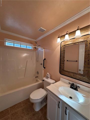 2637 Wonderland CT, Virginia Beach, VA 23456