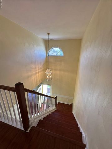 2637 Wonderland CT, Virginia Beach, VA 23456