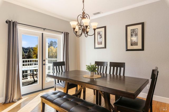 11115 Lakeshore Dr, Clearlake, CA 95424