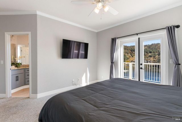 11115 Lakeshore Dr, Clearlake, CA 95424