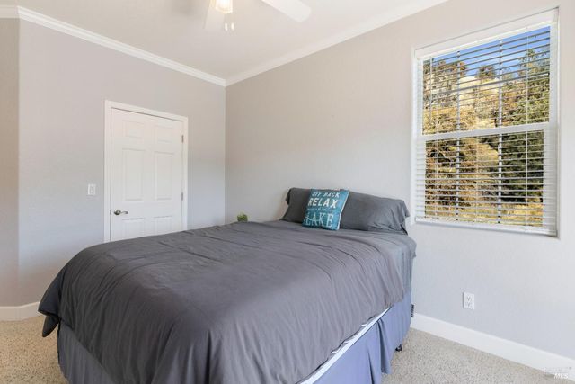 11115 Lakeshore Dr, Clearlake, CA 95424