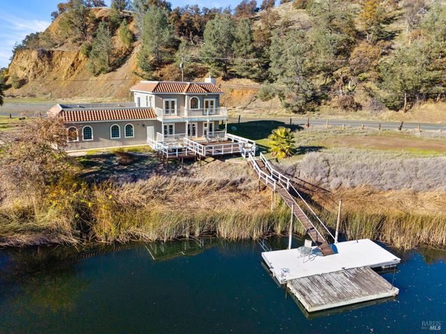11115 Lakeshore Dr, Clearlake, CA 95424