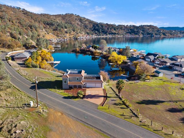 11115 Lakeshore Dr, Clearlake, CA 95424