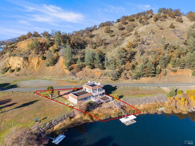 11115 Lakeshore Dr, Clearlake, CA 95424