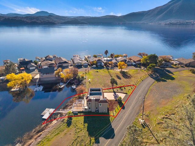 11115 Lakeshore Dr, Clearlake, CA 95424