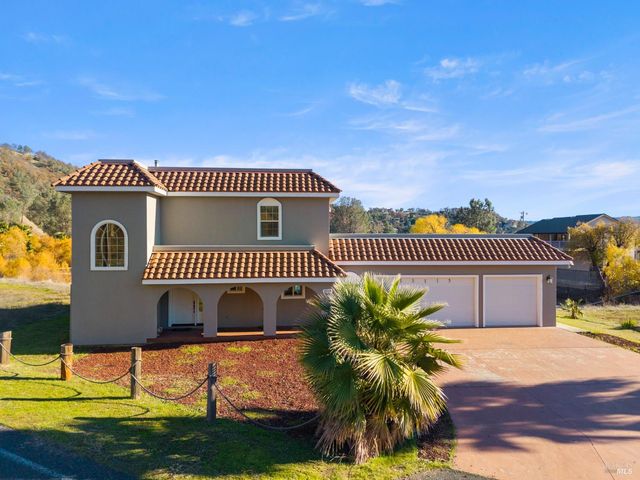 11115 Lakeshore Dr, Clearlake, CA 95424