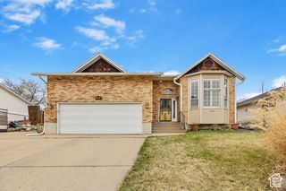 1379 E SNOWCREEK DR, Layton, UT 84040