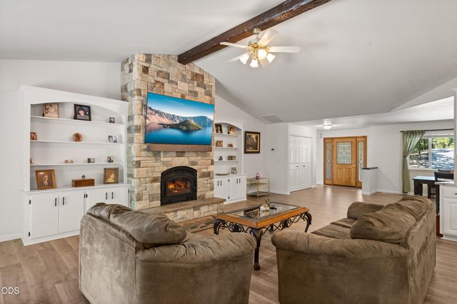 1281 N Pinnon Road, Grants Pass, OR 97526