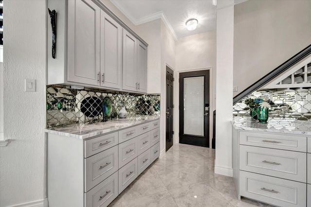 2847 Everett Drive, Friendswood, TX 77546