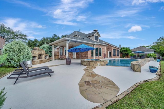 2847 Everett Drive, Friendswood, TX 77546