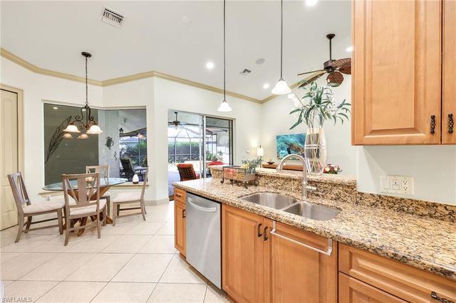 4000 Stonesthrow CT, Naples, FL 34109