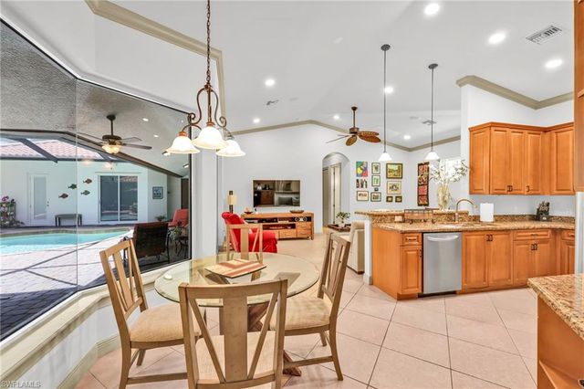 4000 Stonesthrow CT, Naples, FL 34109