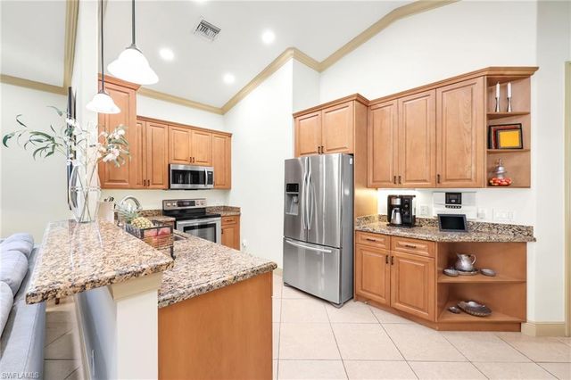 4000 Stonesthrow CT, Naples, FL 34109