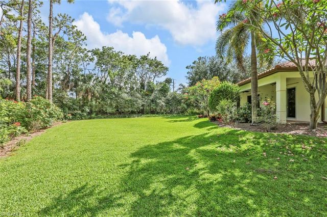 4000 Stonesthrow CT, Naples, FL 34109
