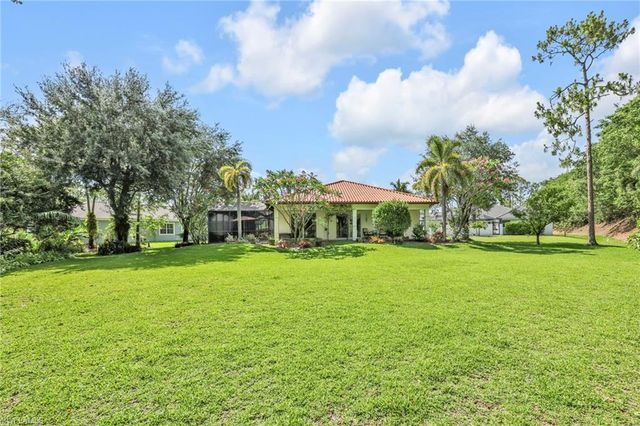 4000 Stonesthrow CT, Naples, FL 34109