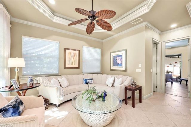 4000 Stonesthrow CT, Naples, FL 34109