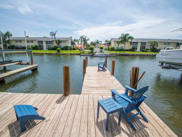 1914 Robalo Drive, Vero Beach, FL 32960