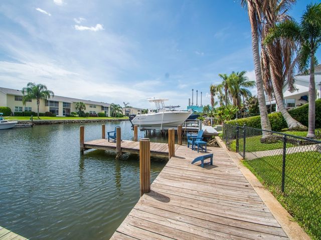 1914 Robalo Drive, Vero Beach, FL 32960