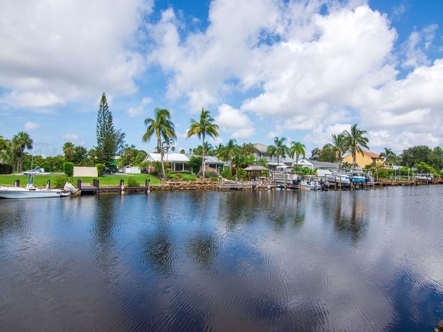 1914 Robalo Drive, Vero Beach, FL 32960