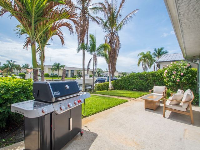 1914 Robalo Drive, Vero Beach, FL 32960