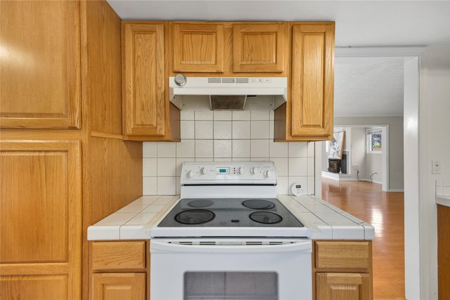 2233 37th, Los Alamos, NM 87544