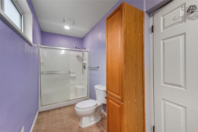 2233 37th, Los Alamos, NM 87544