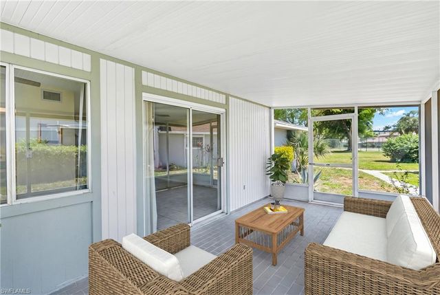 3276 Royal Canadian TRCE 2, Fort Myers, FL 33907