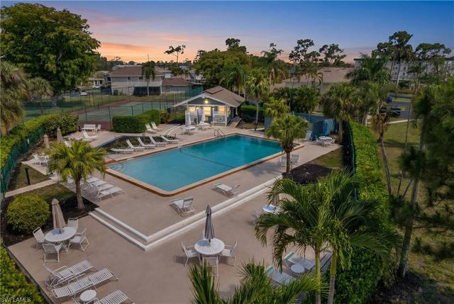 3276 Royal Canadian TRCE 2, Fort Myers, FL 33907