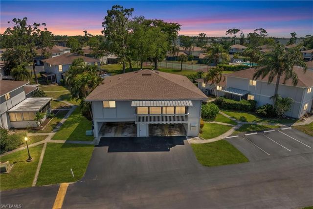 3276 Royal Canadian TRCE 2, Fort Myers, FL 33907
