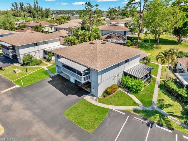 3276 Royal Canadian TRCE 2, Fort Myers, FL 33907
